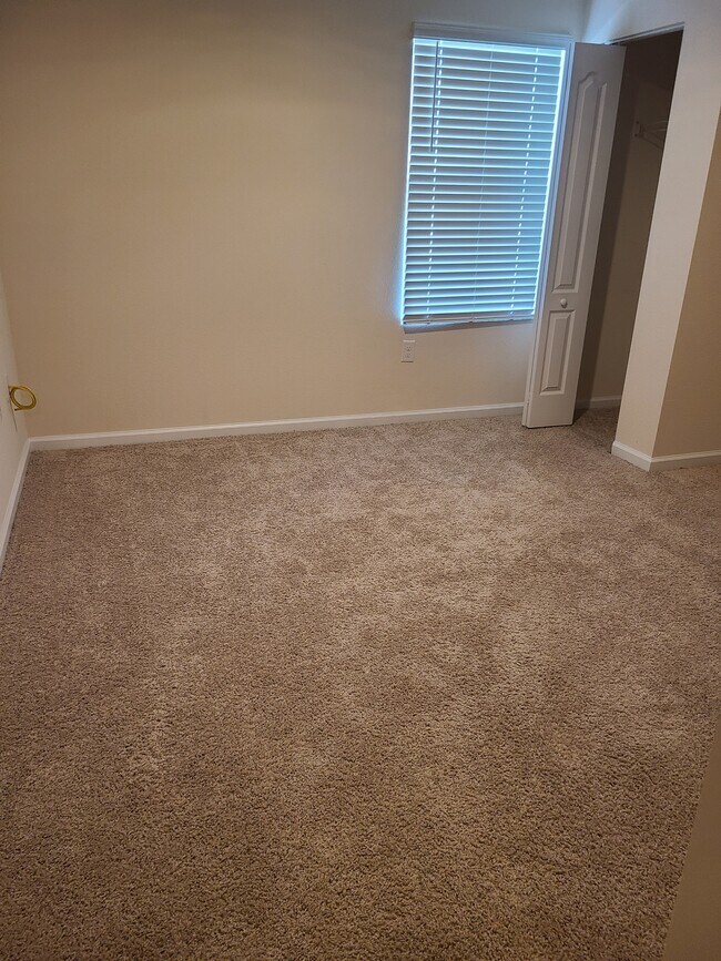 Building Photo - 7737 Legacy Trl
