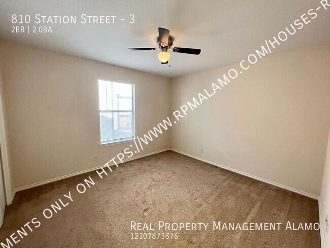 Building Photo - 810 Station St