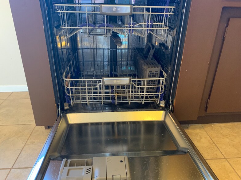 Building Photo - 25863 Pacific St