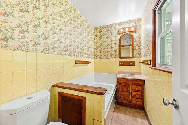 Building Photo - Charming 3 Bedroom, 2 Bathroom Ranch home in West Chester