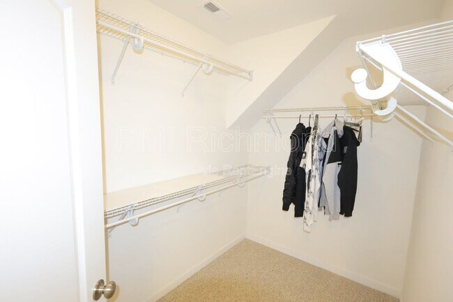 Building Photo - 14106 Shallow Creek Ln
