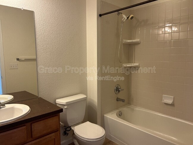Building Photo - 2938 Uinta St