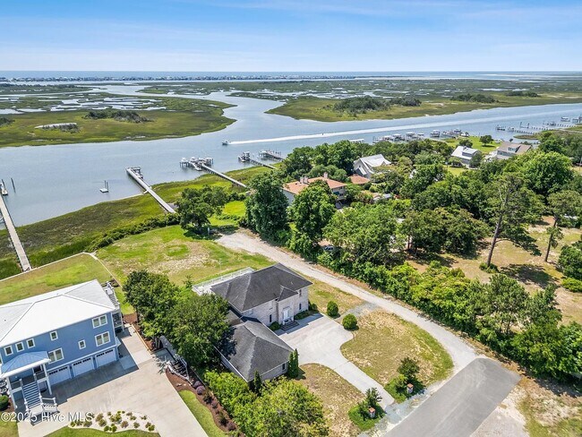 Building Photo - 109 Inlet Ct