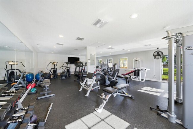 Building Photo - 5092 Beach Dr SE