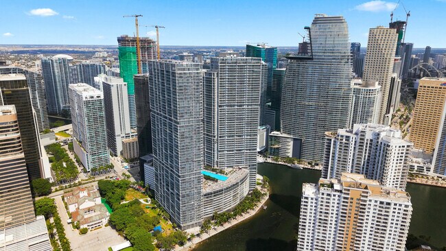 Building Photo - 465 Brickell Ave