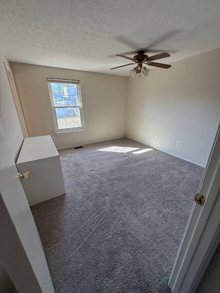 Building Photo - 7726 Acrocomia Dr