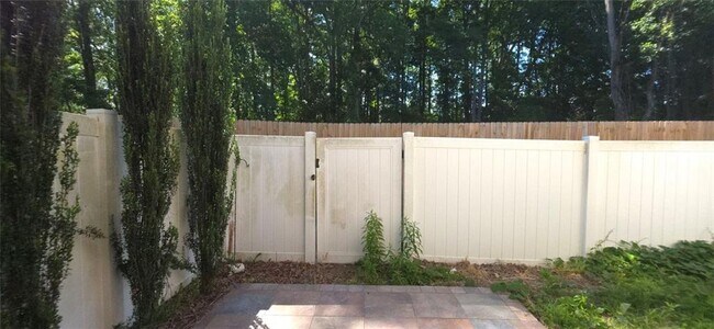 Building Photo - 1122 Treymont Ln SW