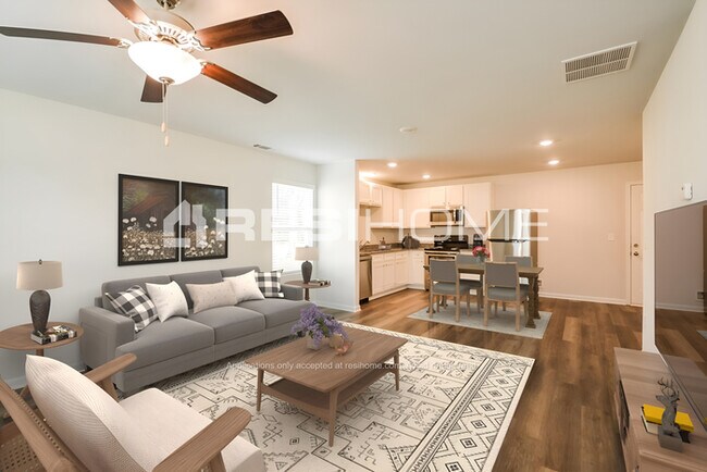 Building Photo - 205 Chimney Ridge Ln
