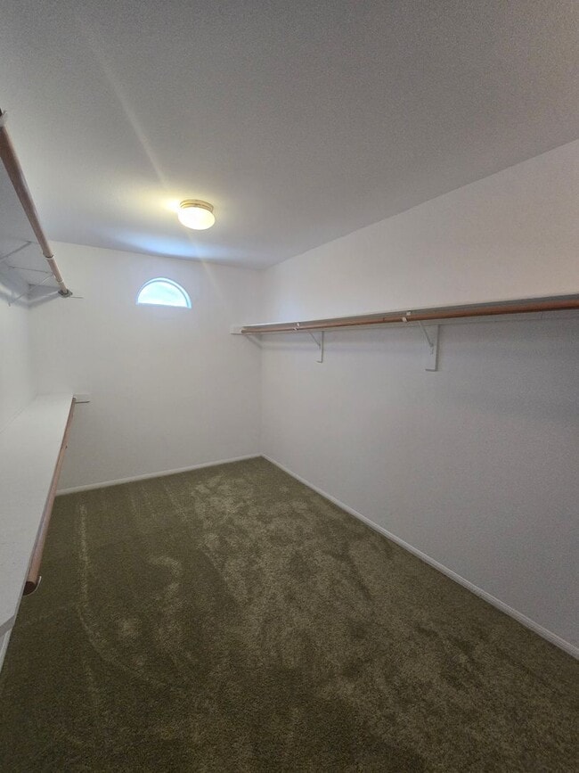 Building Photo - 136 W Cielo Ave