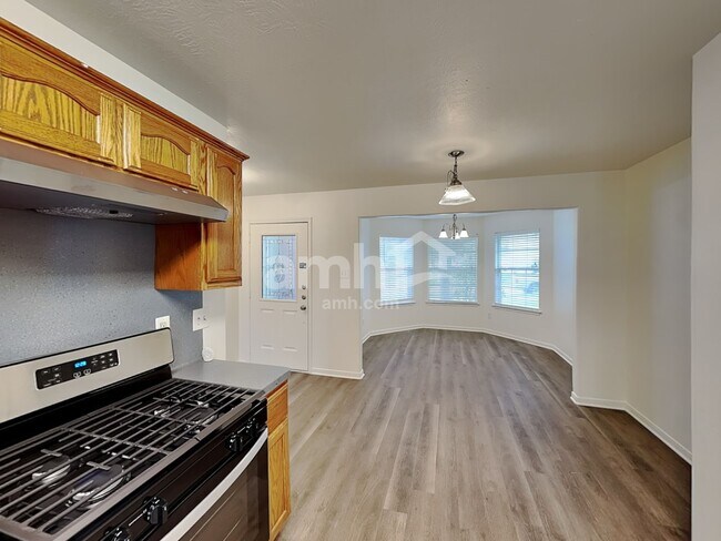 Building Photo - 823 Seaborne Meadow Dr