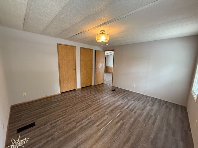 Building Photo - 3356 McCoy Rd