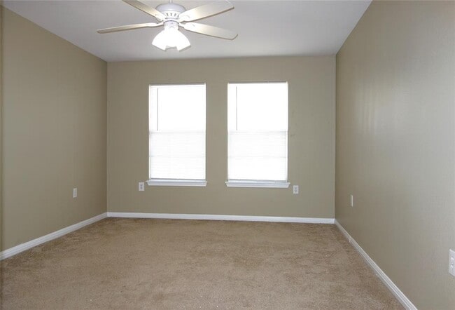 Building Photo - 6308 Perlita Dr