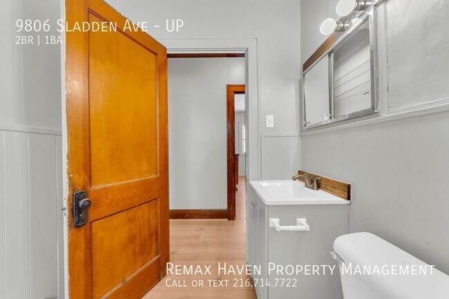 Building Photo - 9806 Sladden Ave