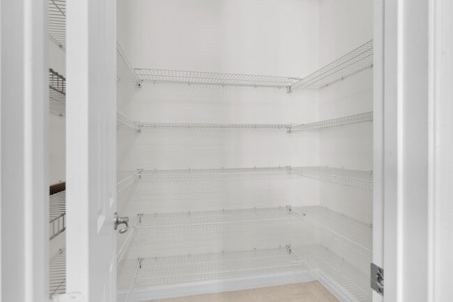 Building Photo - 2441 San Pietro Cir