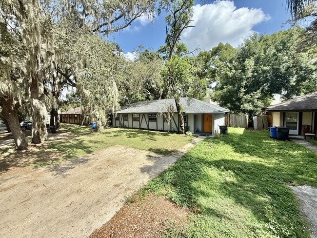 Building Photo - 1337 Eagleview Dr