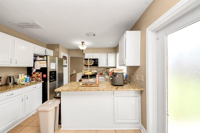 Building Photo - 4526 Texas Trail