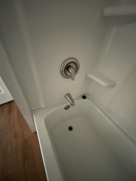 Building Photo - 19 Ridge Ave