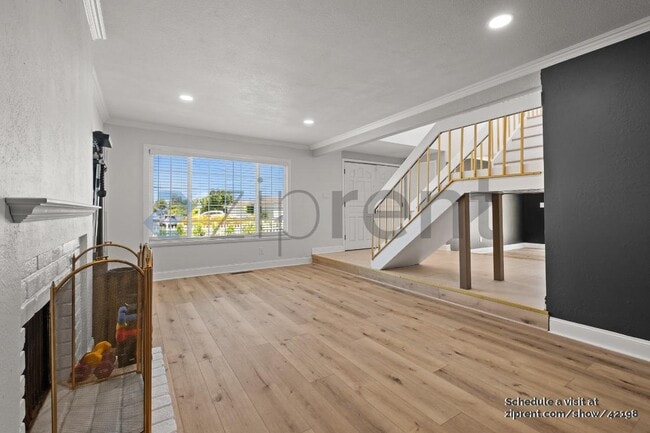 Building Photo - 4574 Ellen Way