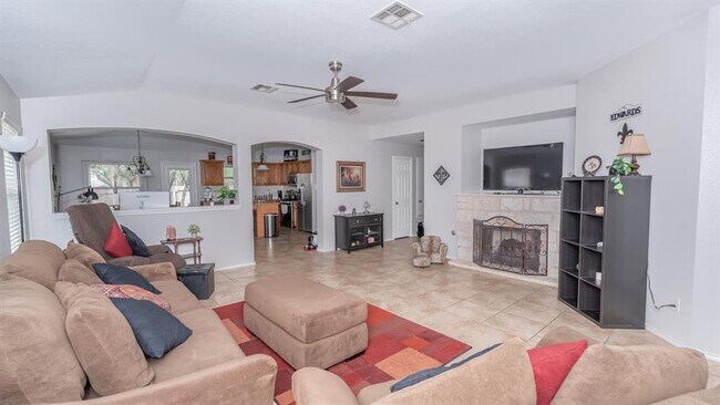 Building Photo - 3236 Arroyo Bluff Ln