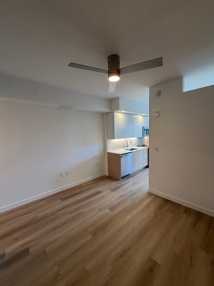 Building Photo - 1417 NE 26th Ct
