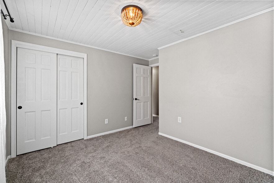 Bedroom 2 - 4612 Mirror Light Pl