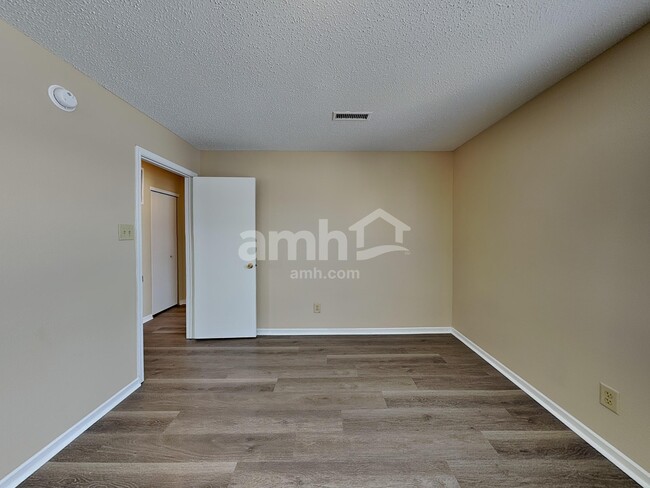 Building Photo - 13314 Loyalty Dr