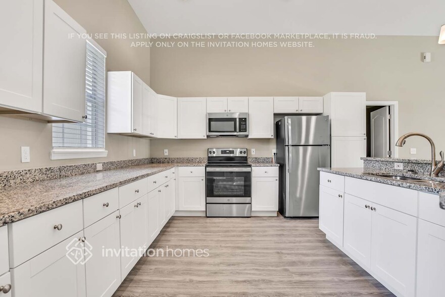 Building Photo - 103 Blue Spruce Ct