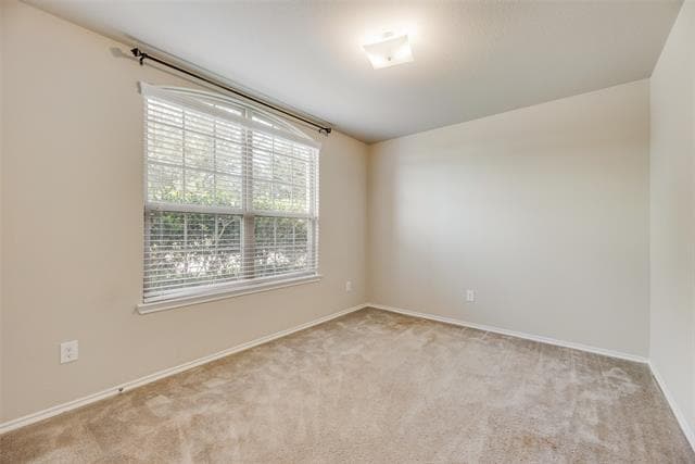 Building Photo - 1213 Rainer Dr