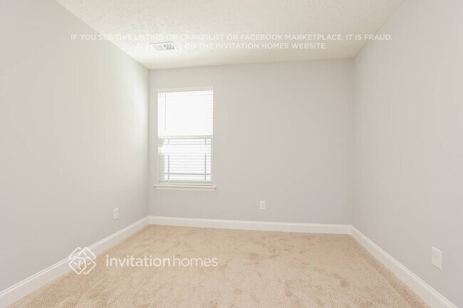 Building Photo - 354 Green Hills Dr