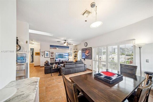 Building Photo - 9008 Collins Ave