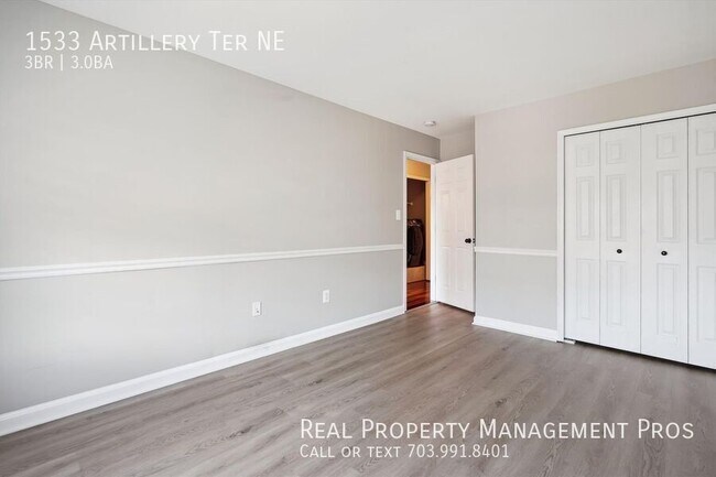 Building Photo - 1533 Artillery Terrace NE