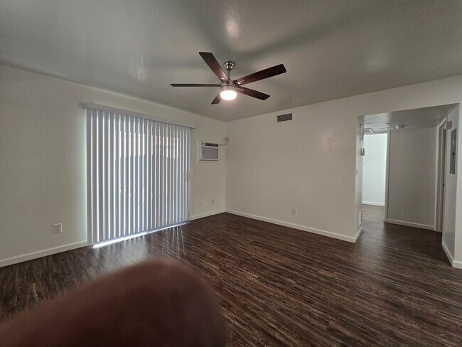 Building Photo - M&J Properties 161