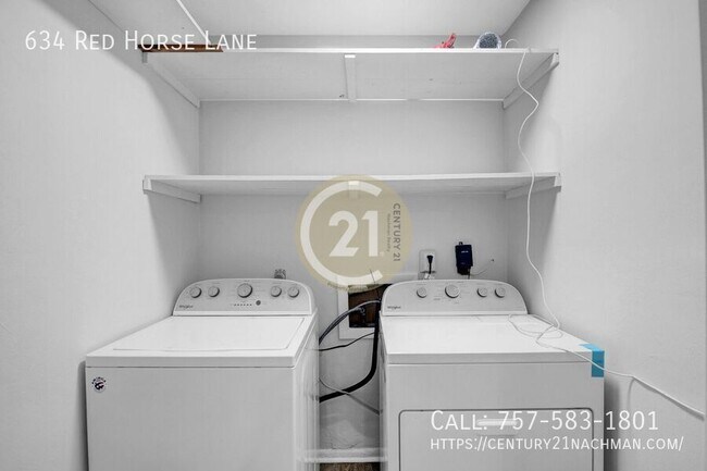 Building Photo - 634 Red Horse Ln