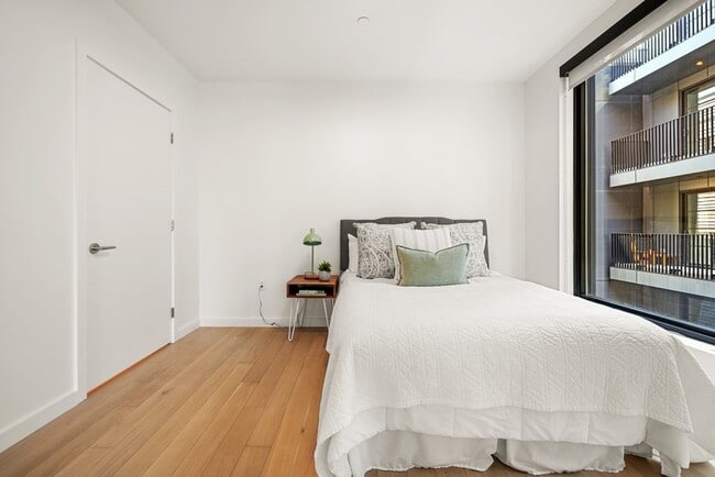 Building Photo - 20-2 West St