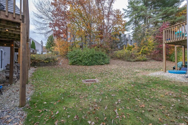 Building Photo - 1275 Winsted Rd
