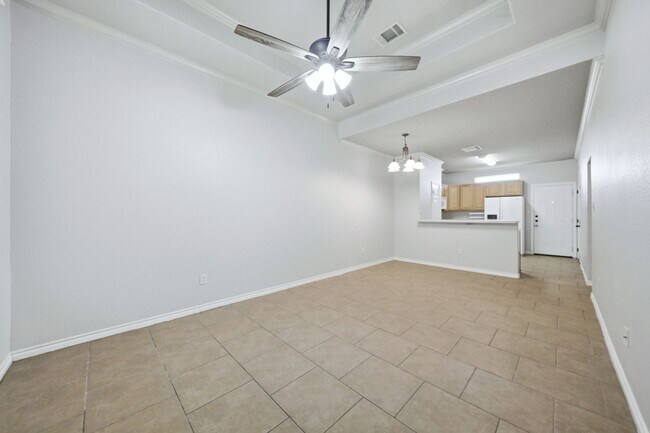 Building Photo - 104 Kleine Ln