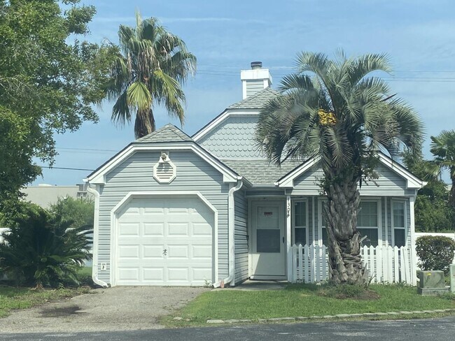 Building Photo - 130 Whitehaven Ct