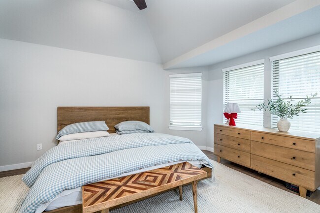 Building Photo - 17568 Rosewood Manor Ln