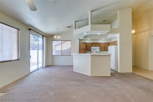 Building Photo - 193 Crown Imperial St