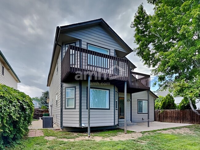 Building Photo - 522 N 8th Ct