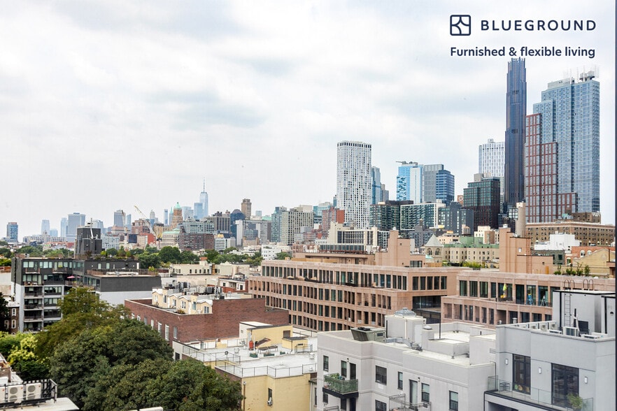 Building Photo - 82 4th Ave