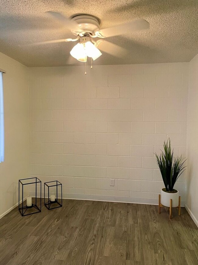Building Photo - 6 WEEKS FREE RENT & $99 DEPOSIT !! ** One ...