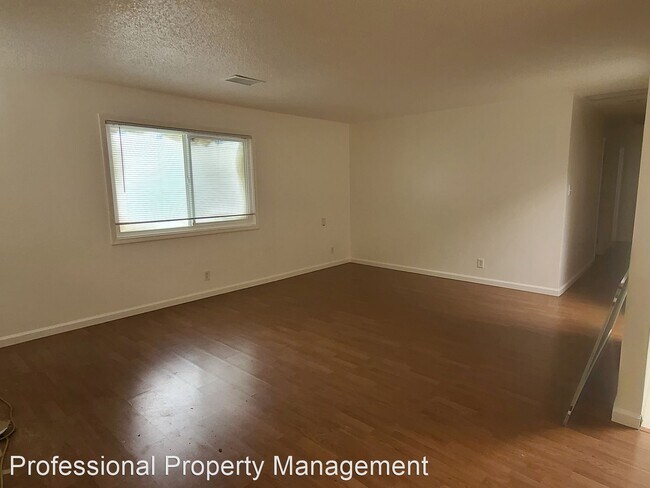 Building Photo - 3 br, 2 bath House - 5917 Clement Ave