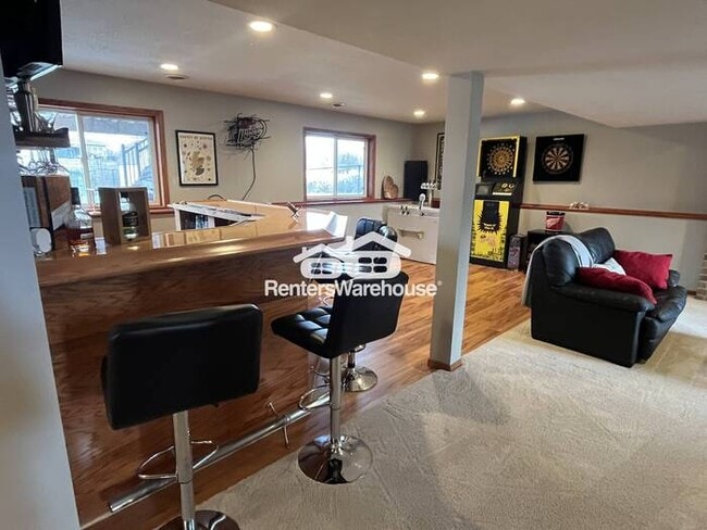 Building Photo - 4 Bed/3 Bath SF in Rosemount