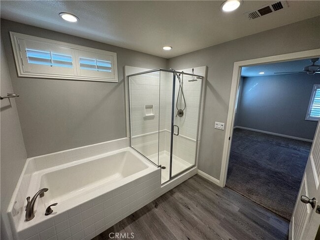 Building Photo - 501 Villa Way