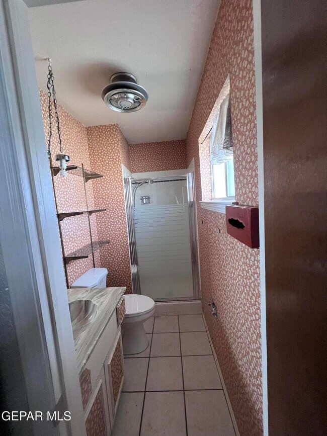 Building Photo - 5017 McCormick Ln
