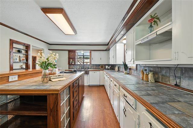 Building Photo - 1323 Dublin St