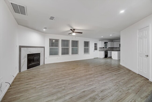 Building Photo - 3107 Rendezvous Ct