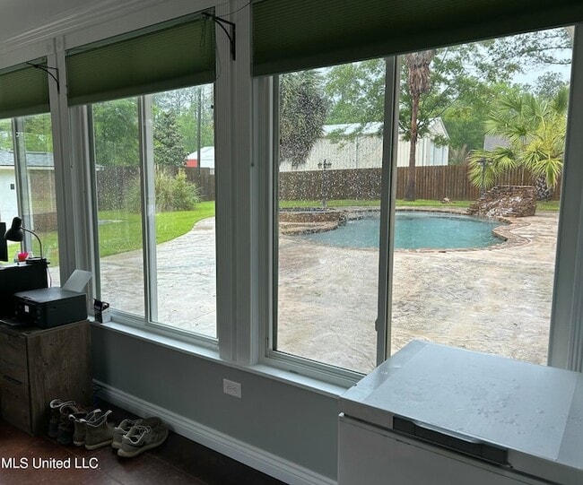 Building Photo - 14008 Dundeewood Rd