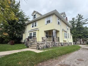 Building Photo - 408-410 Van Buren St